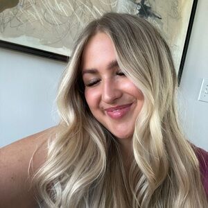 Meet your Posher, Savanna